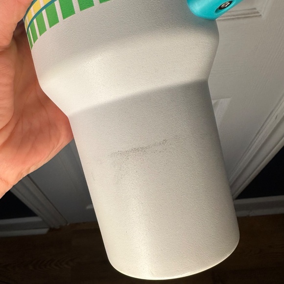 Stanley 40 Oz Stainless Steel H2.0 FlowState Quencher Tumbler In Summer Plaid - Picture 8 of 13